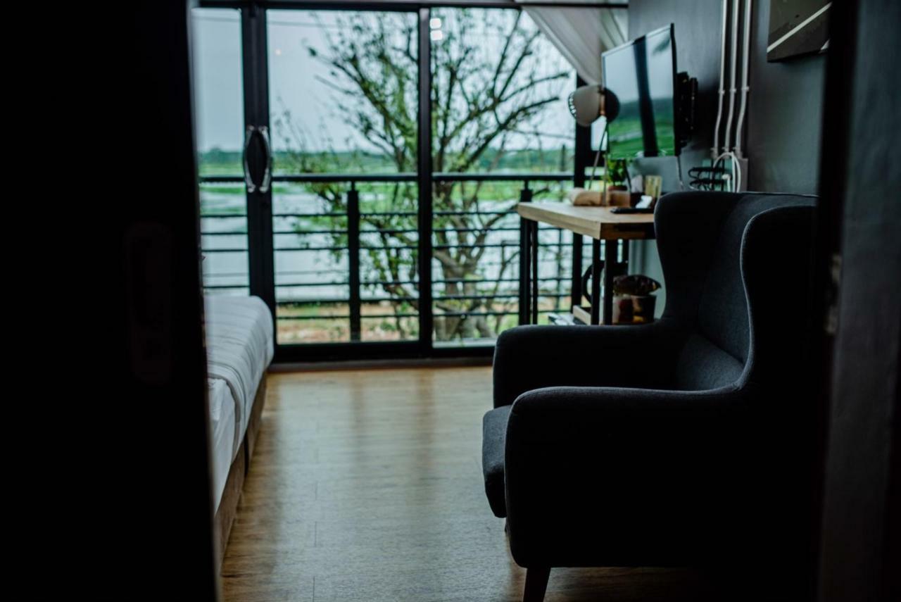 Canvas Family Home Trat Eksteriør billede
